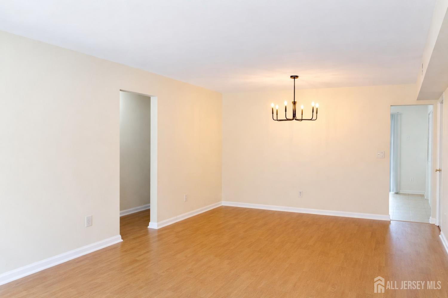 203 Mandon UNIT 2, South Brunswick, NJ, 08540