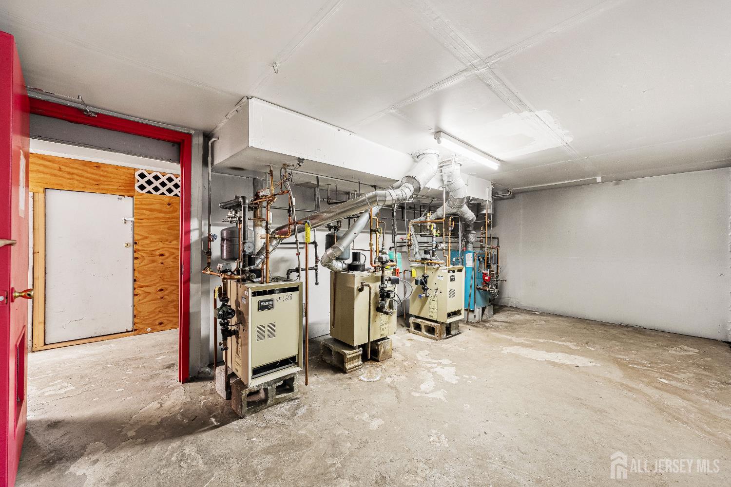 128 Cricket, Woodbridge Proper, NJ, 07095