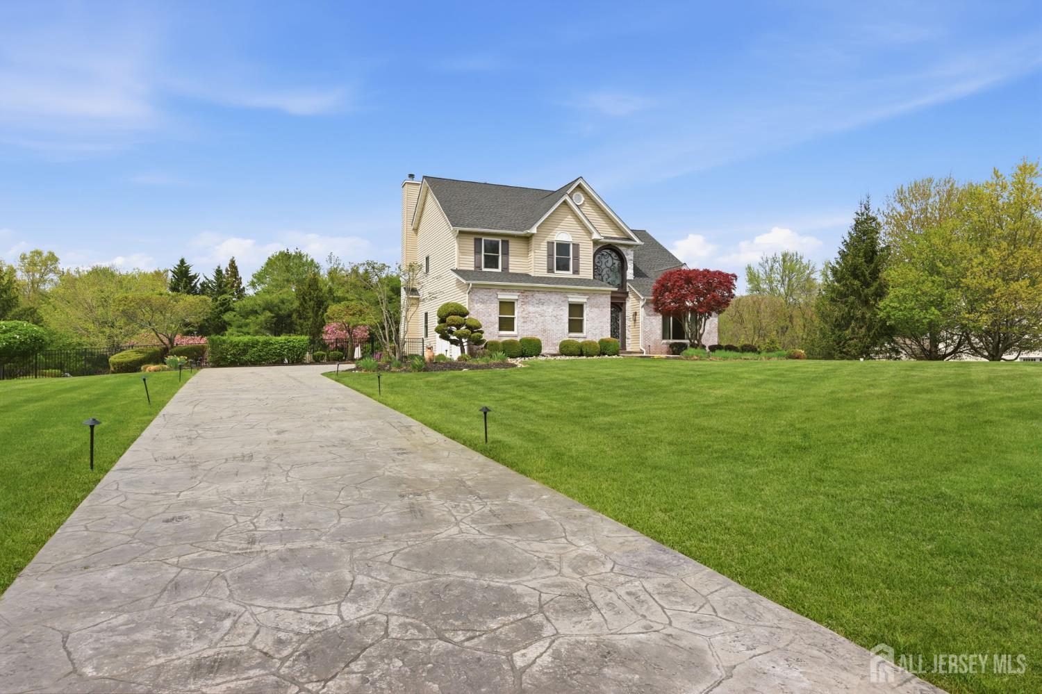 6 Deerfield, Monroe, NJ, 08831