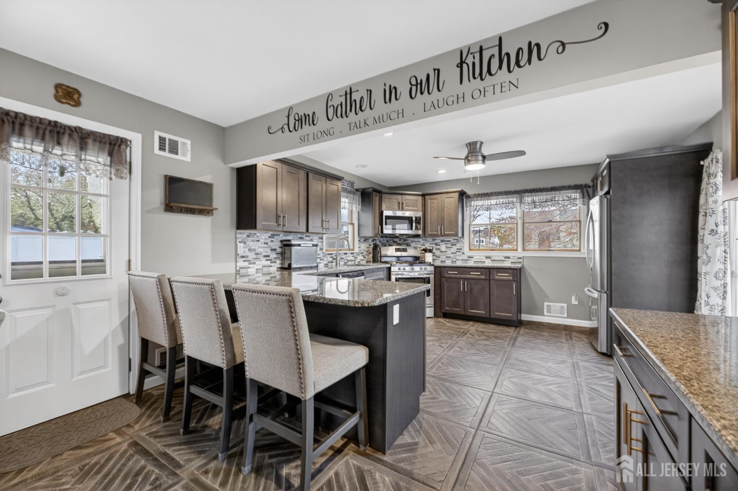 30 Harrison, Parlin, NJ, 08859