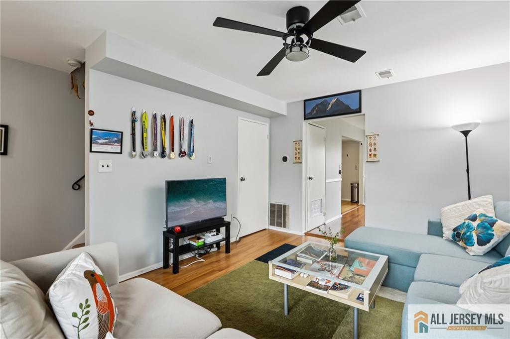 70 Prospect UNIT 5001, Metuchen, NJ, 08840