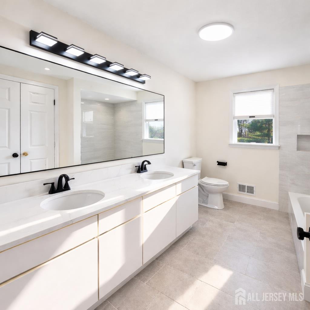 1 Alexander, Monroe, NJ, 08831