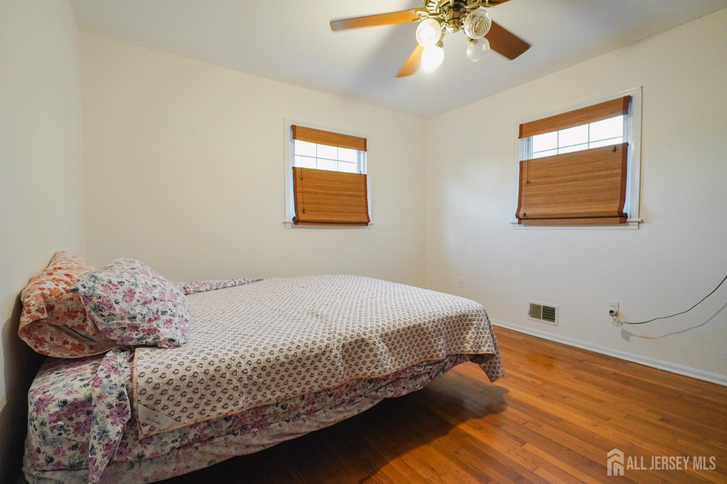 32 Eileen, Edison, NJ, 08837