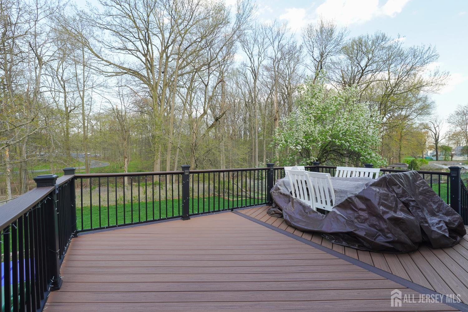 32 Eileen, Edison, NJ, 08837