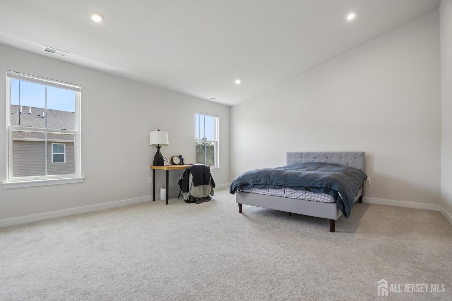 49 Owen, Franklin Twsp, NJ, 08873