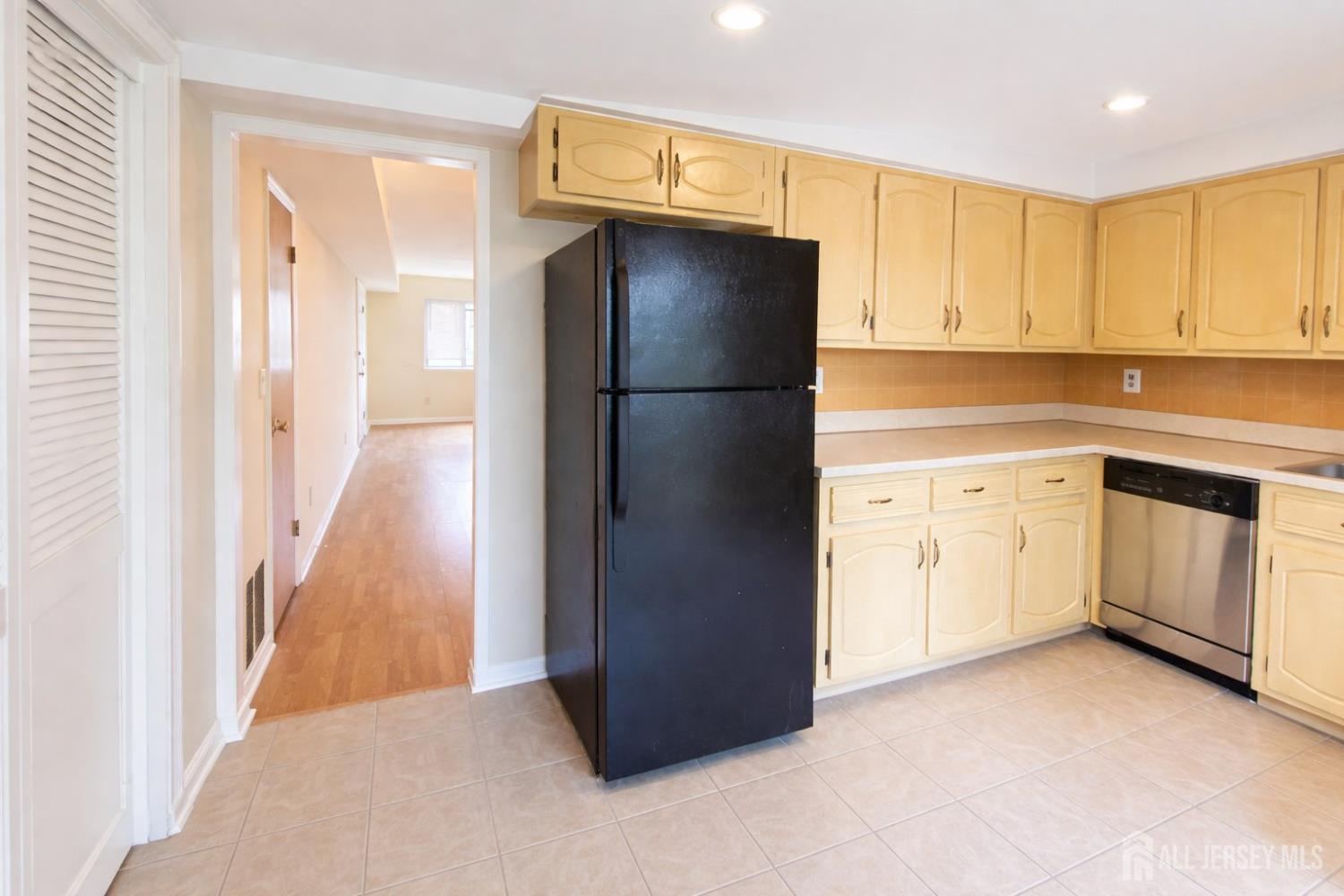 203 Mandon UNIT 2, South Brunswick, NJ, 08540