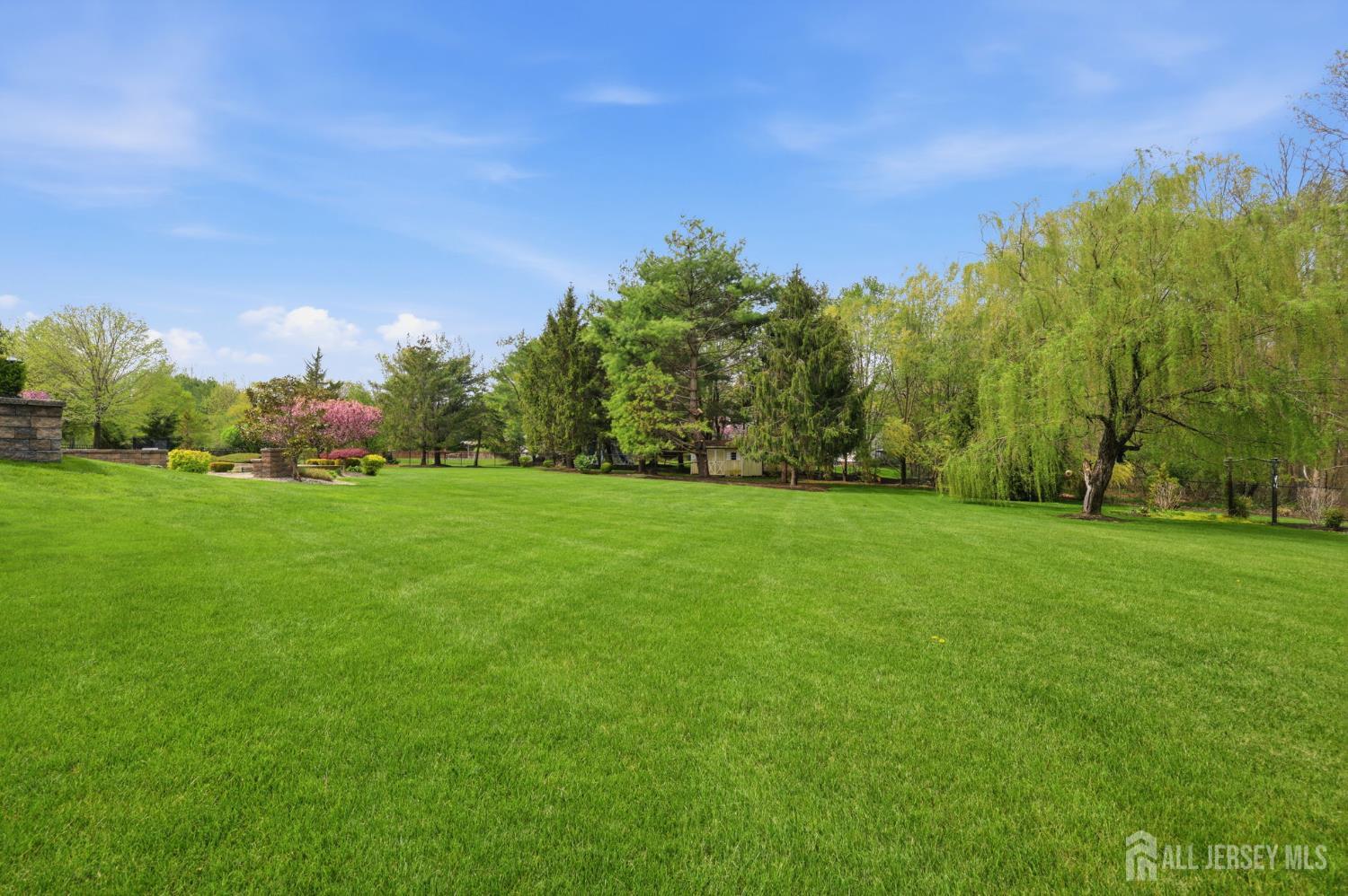 6 Deerfield, Monroe, NJ, 08831