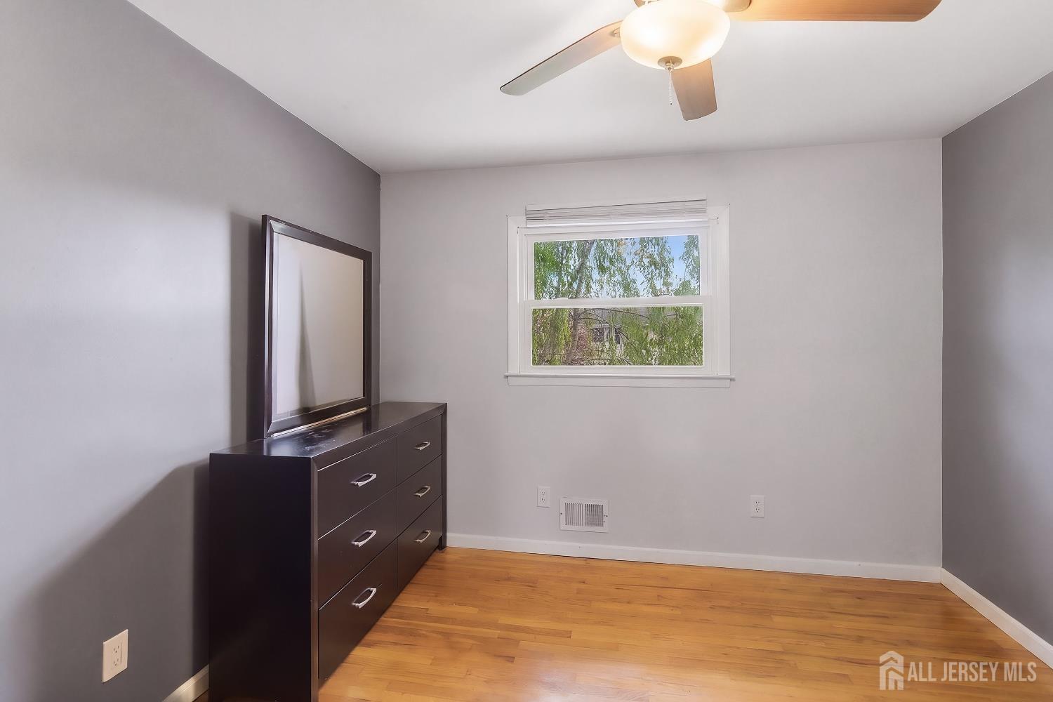 1363 E Peoria, North Brunswick, NJ, 08902