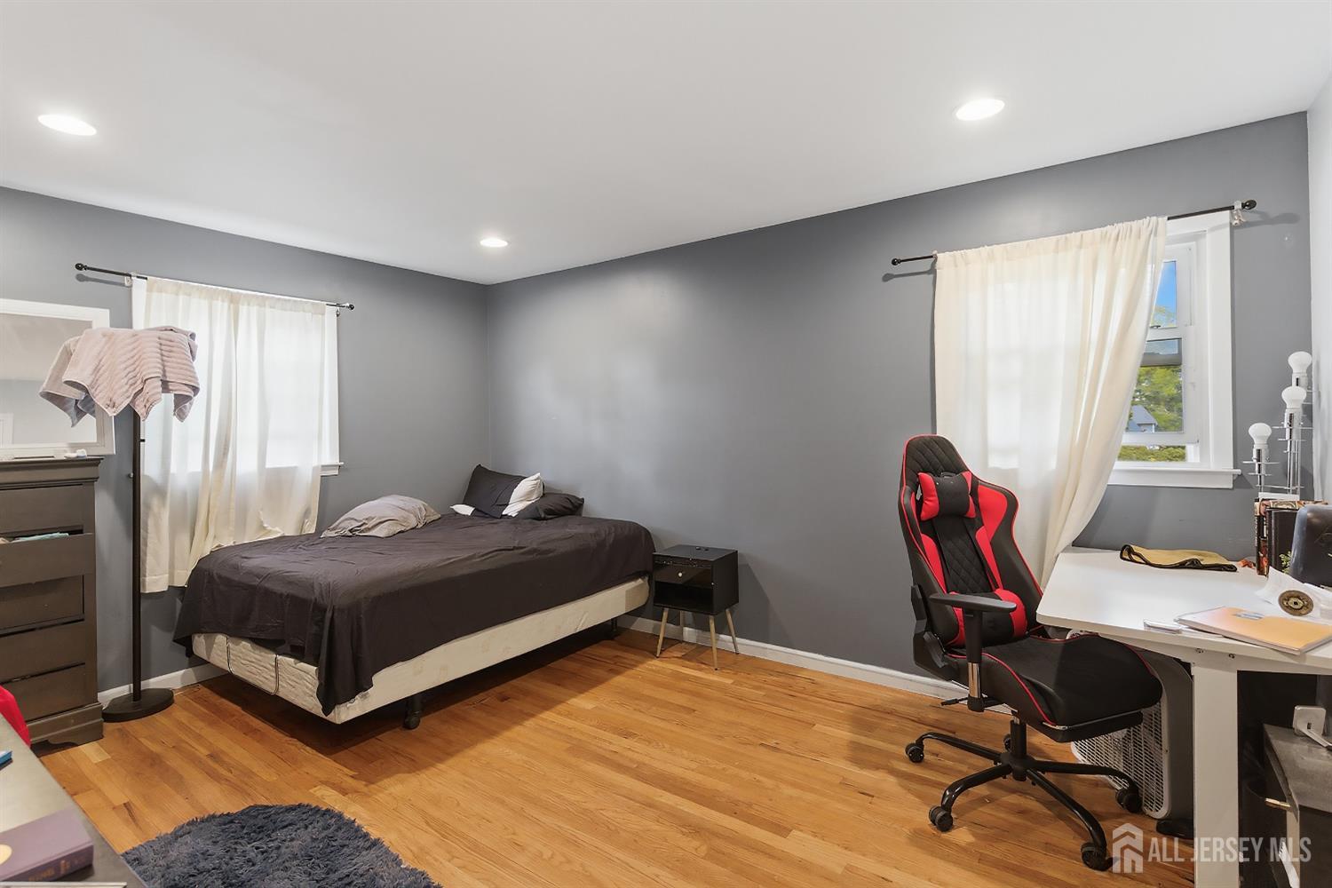 1363 E Peoria, North Brunswick, NJ, 08902