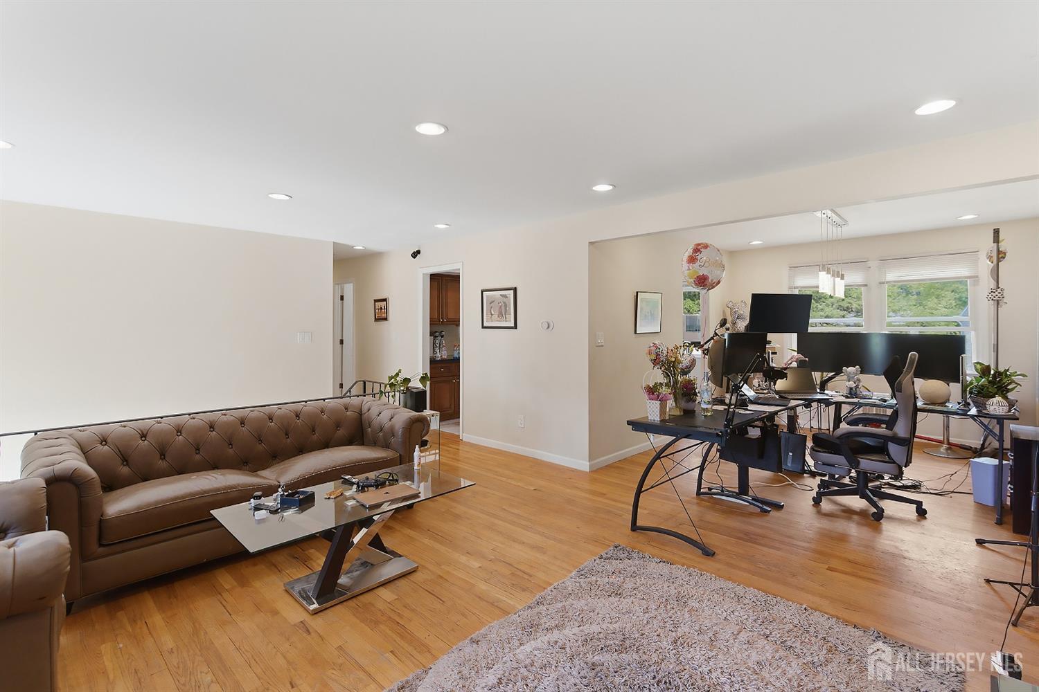 1363 E Peoria, North Brunswick, NJ, 08902