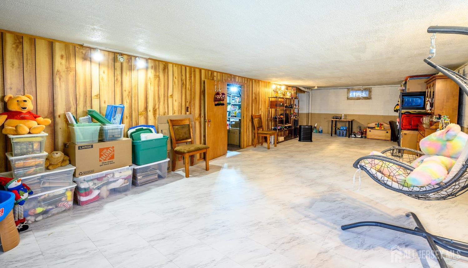 144 Garden, Edison, NJ, 08817