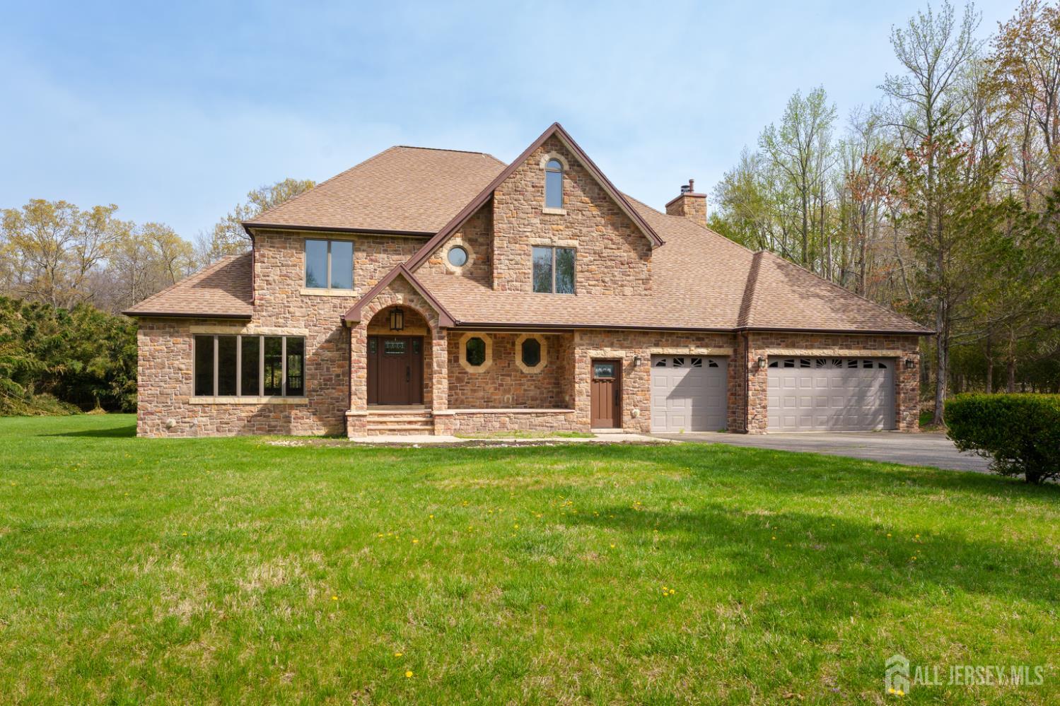 Homes for Sale in Monroe, NJ