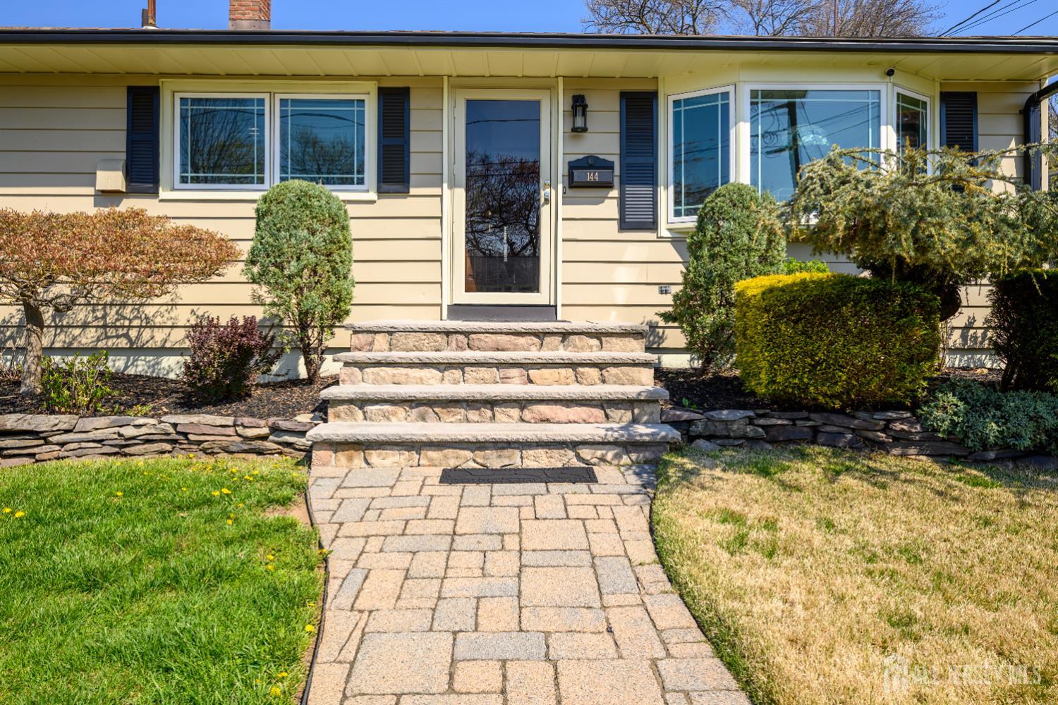 144 Garden, Edison, NJ, 08817