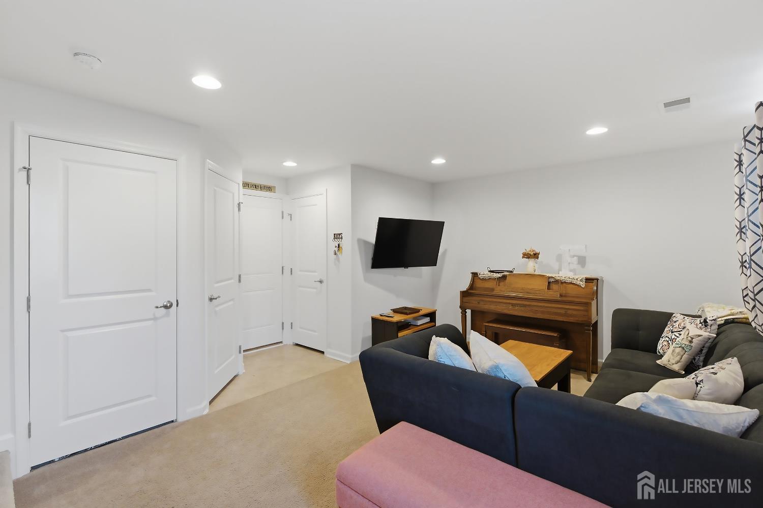 302 Bayside, South Amboy, NJ, 08879