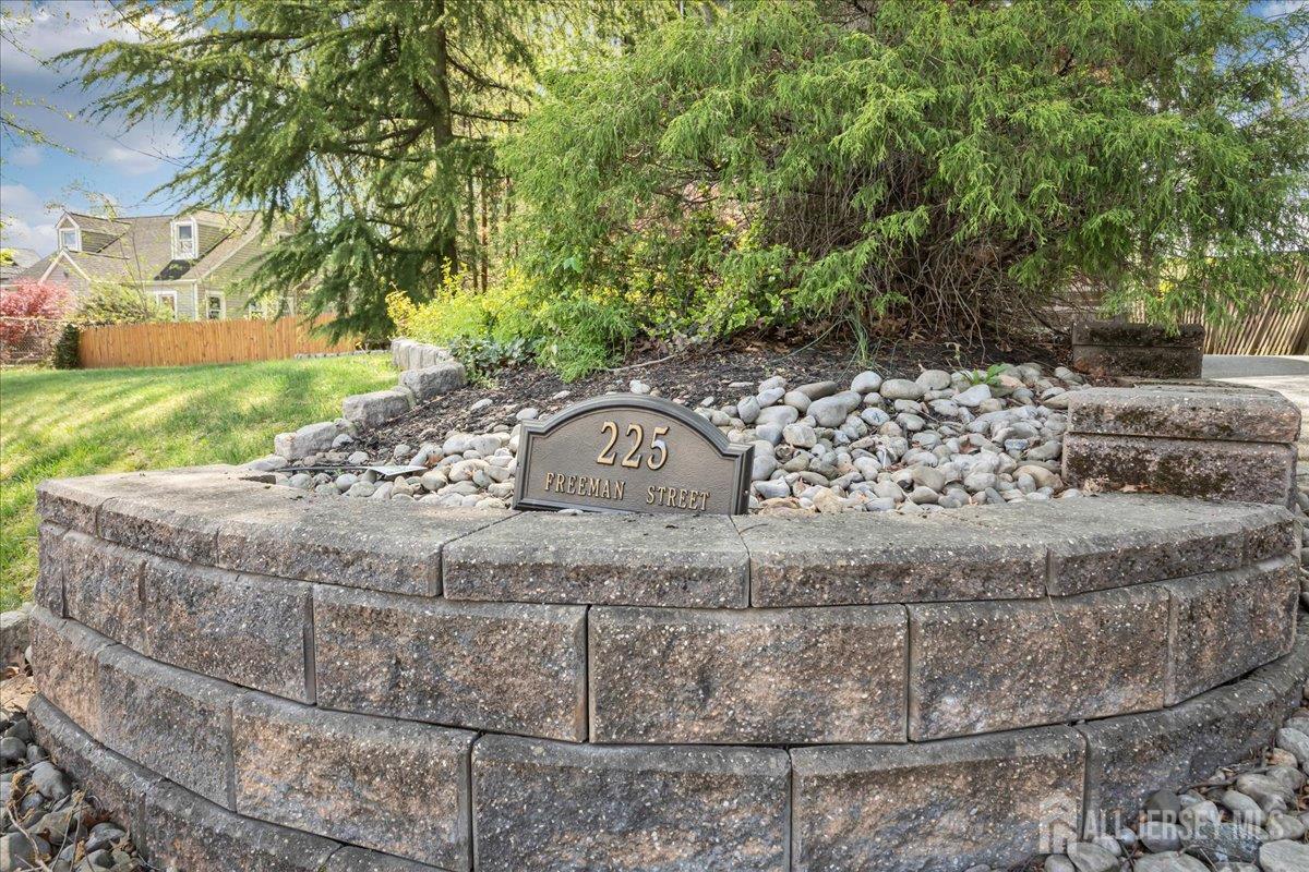225 Freeman, Woodbridge Proper, NJ, 07095