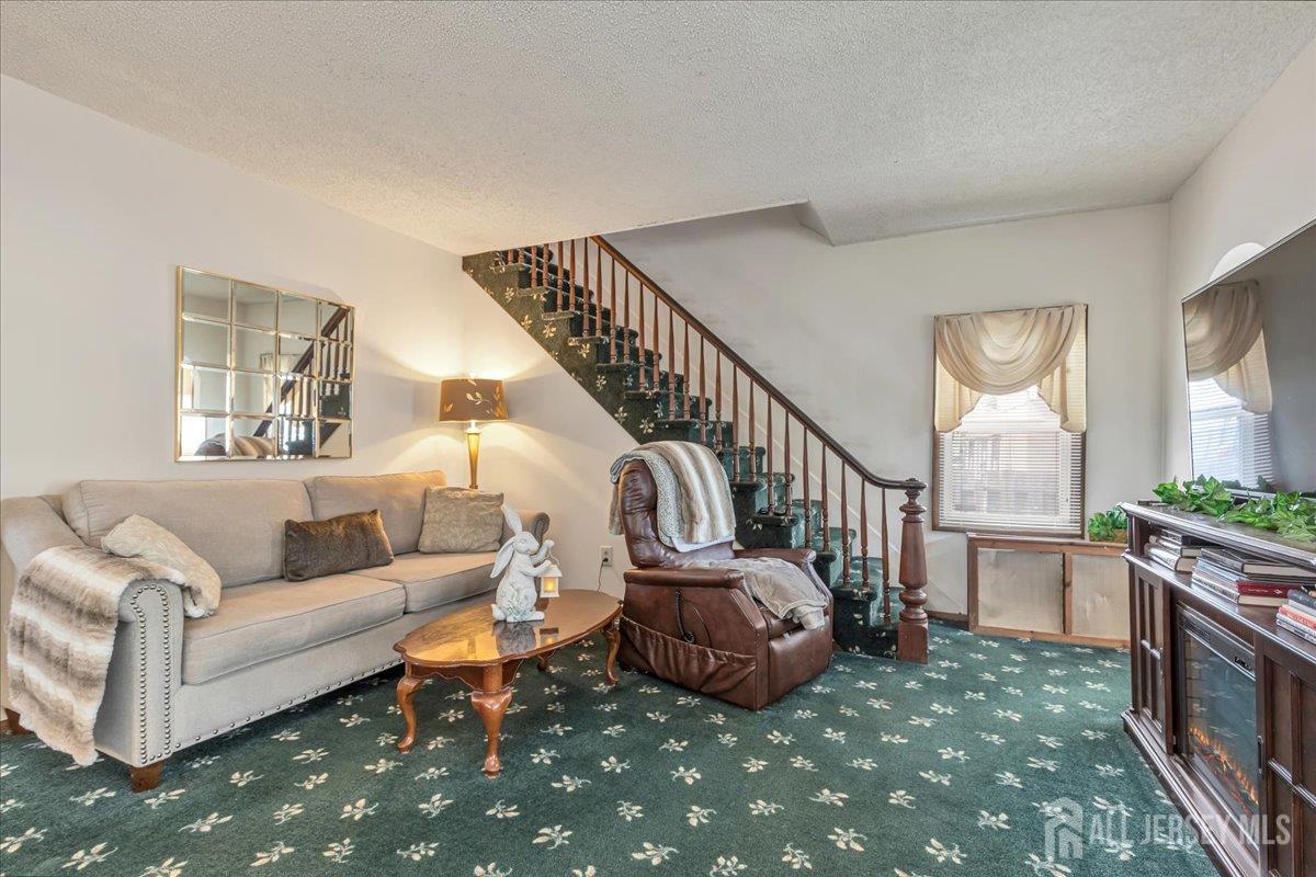 225 Freeman, Woodbridge Proper, NJ, 07095