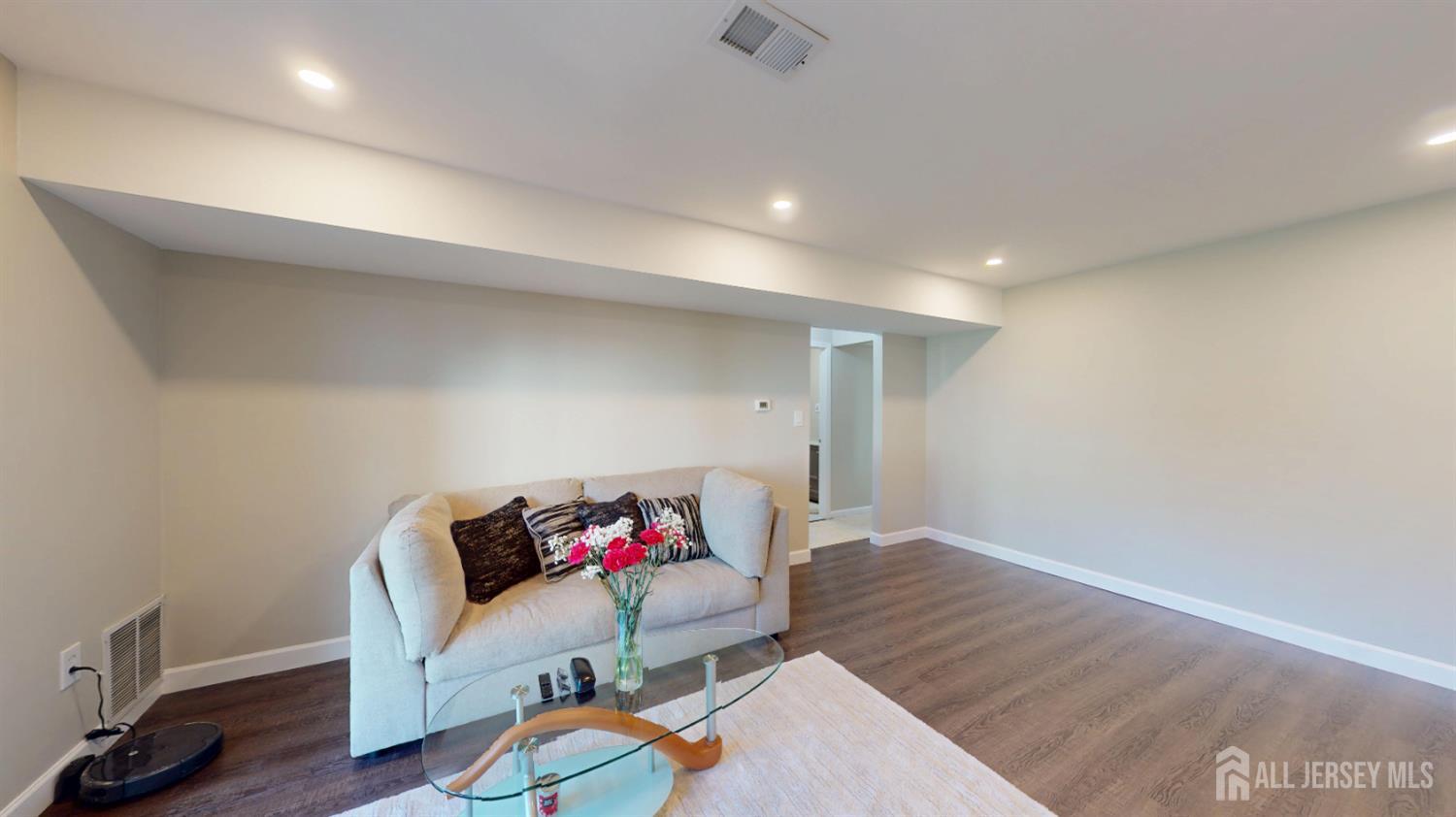 3807 Birchwood, North Brunswick, NJ, 08902