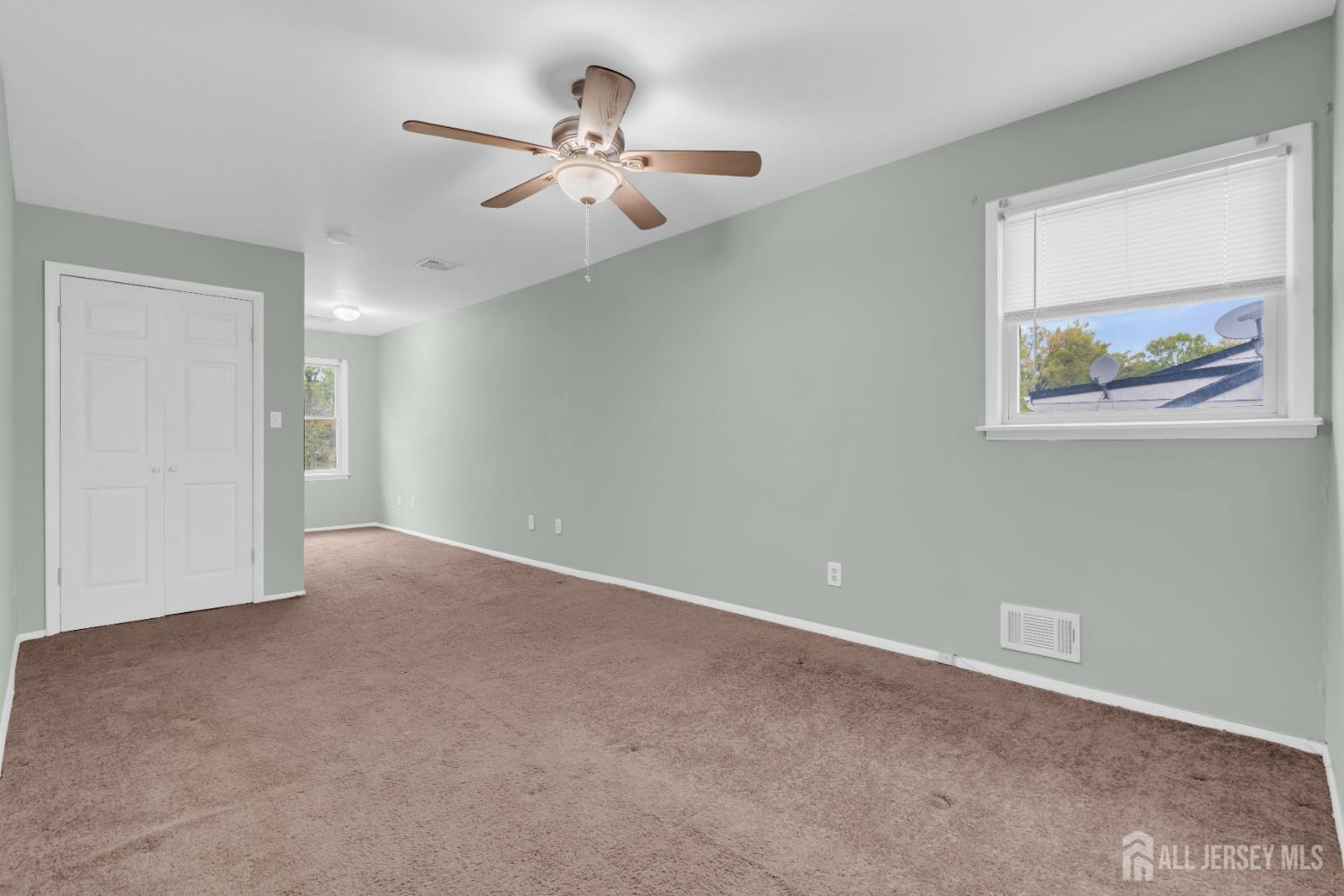 17 Hollywood, Woodbridge Proper, NJ, 07095