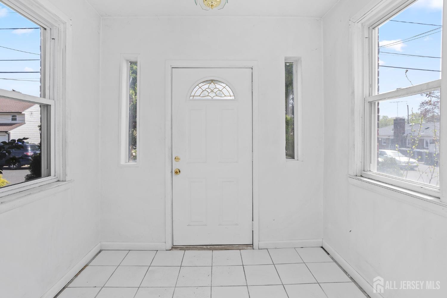 35 Melbourne, Woodbridge Proper, NJ, 07095