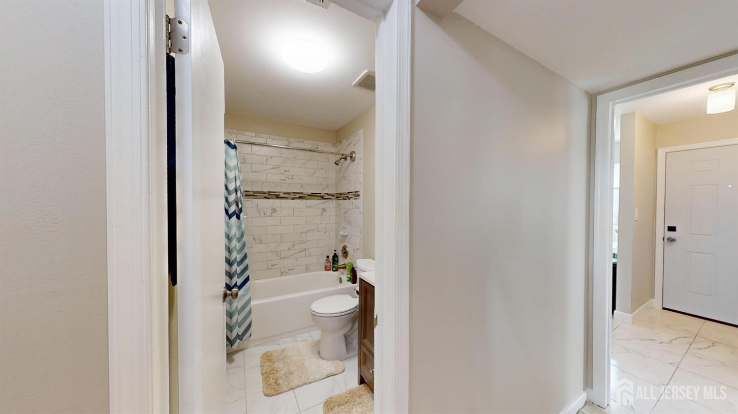 3807 Birchwood, North Brunswick, NJ, 08902