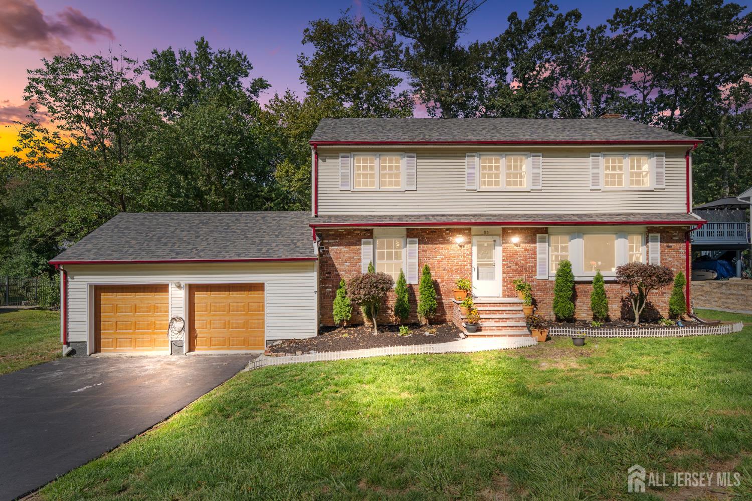 16 McKinley, Edison, NJ, 08820