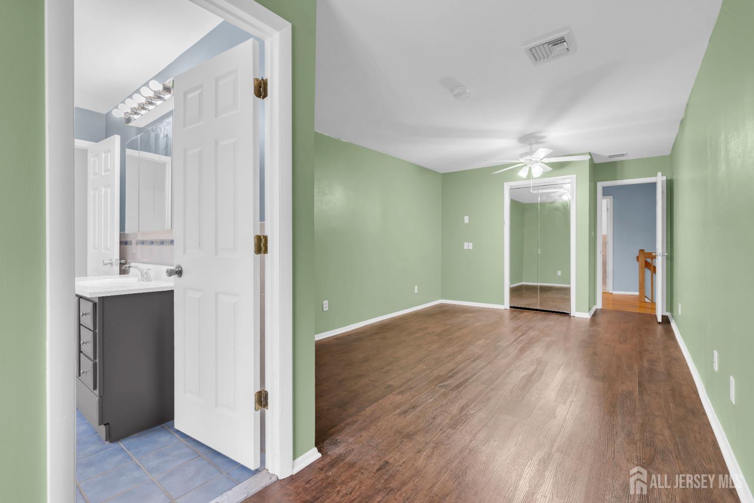 17 Hollywood, Woodbridge Proper, NJ, 07095
