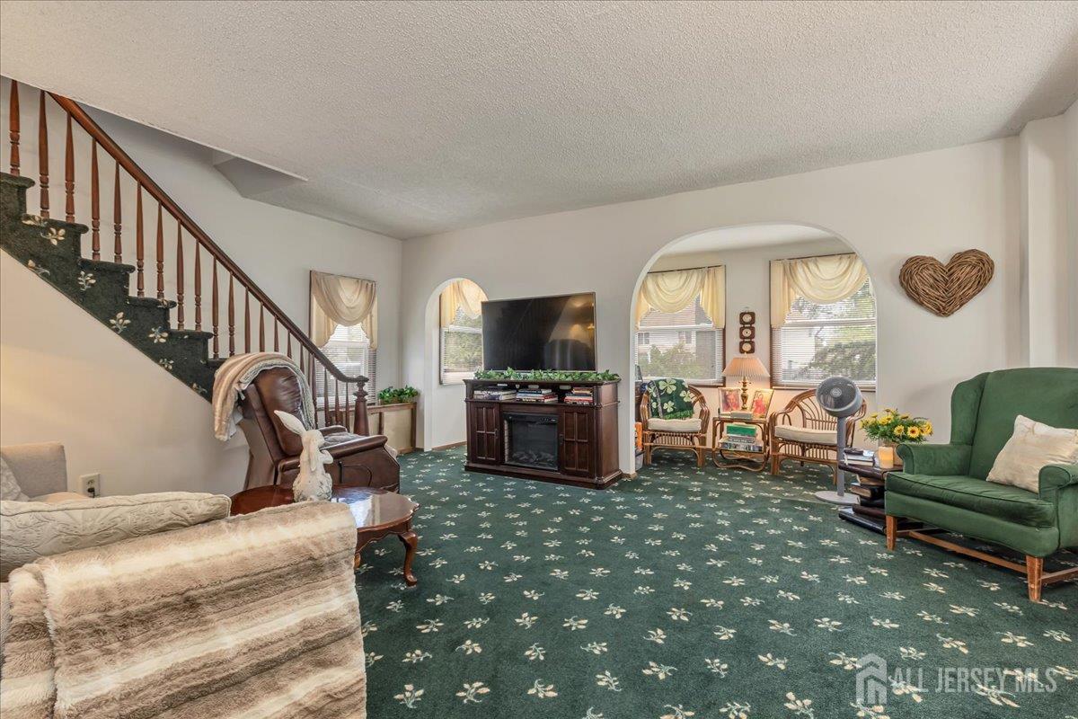 225 Freeman, Woodbridge Proper, NJ, 07095