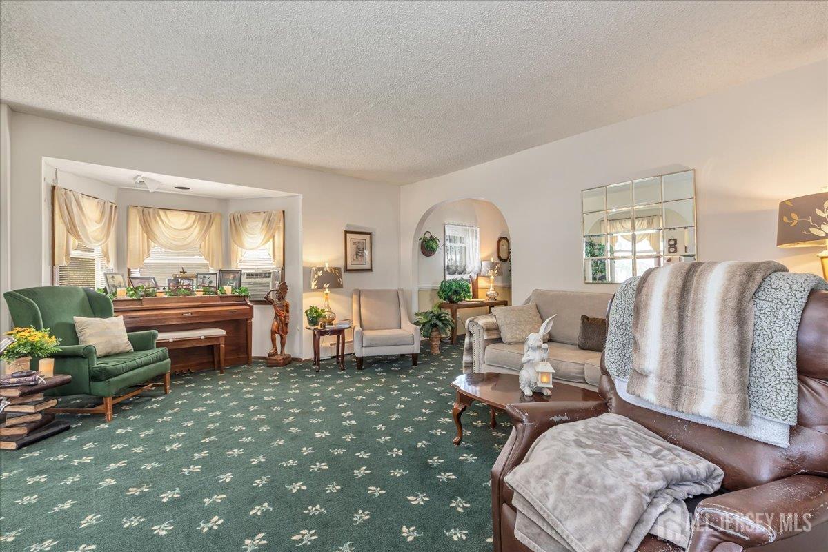 225 Freeman, Woodbridge Proper, NJ, 07095