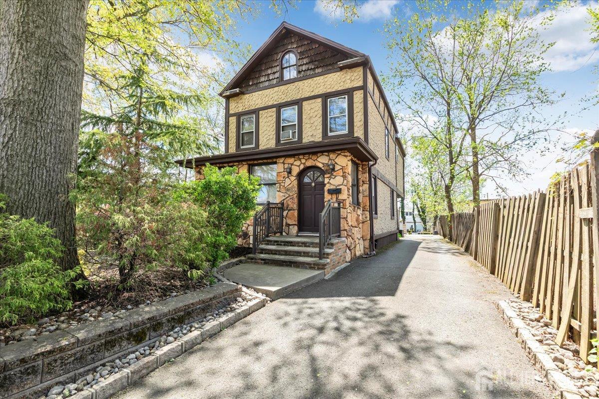 225 Freeman, Woodbridge Proper, NJ, 07095