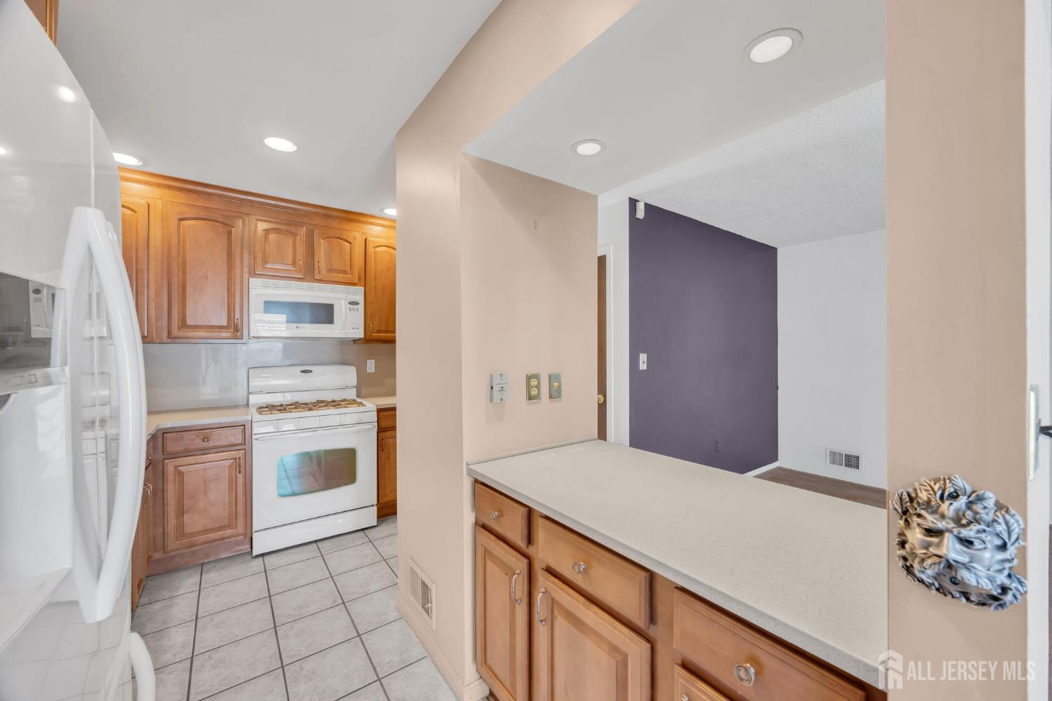 1 Chelsea, Sayreville, NJ, 08859