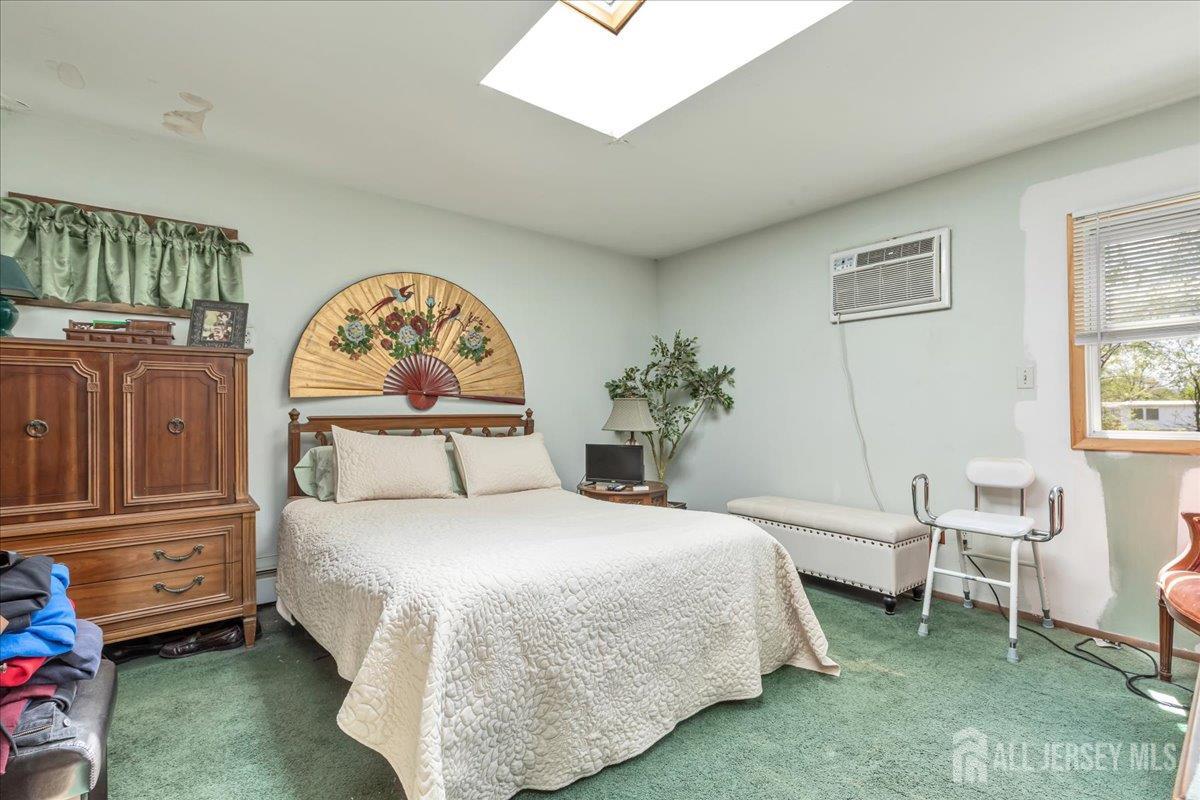 225 Freeman, Woodbridge Proper, NJ, 07095