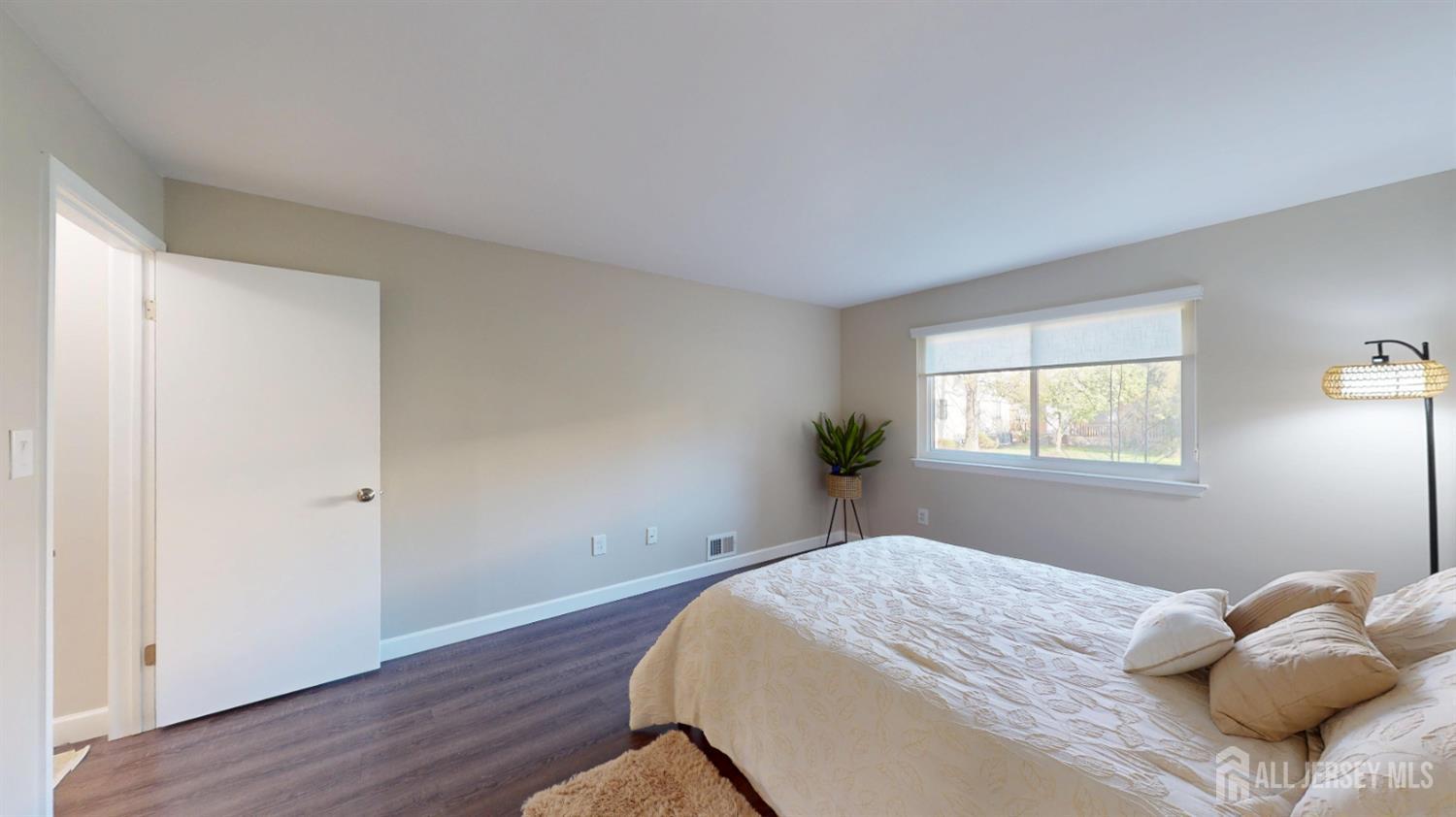 3807 Birchwood, North Brunswick, NJ, 08902