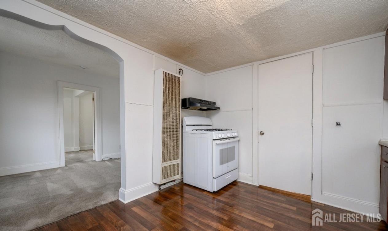 29 Smith UNIT 2, Sayreville, NJ, 08872