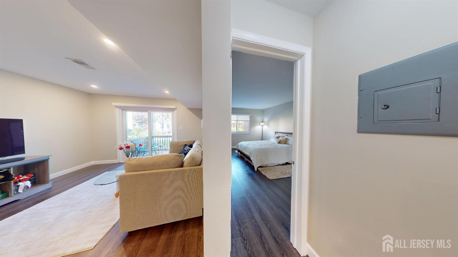 3807 Birchwood, North Brunswick, NJ, 08902