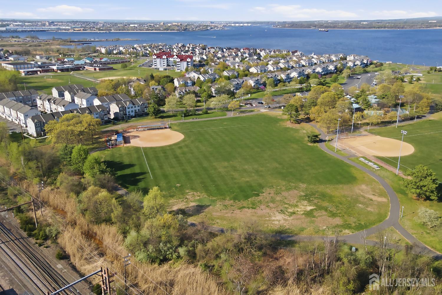 302 Bayside, South Amboy, NJ, 08879