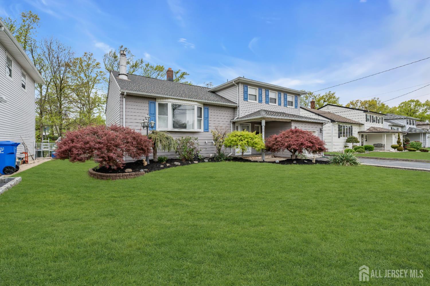17 Hollywood, Woodbridge Proper, NJ, 07095