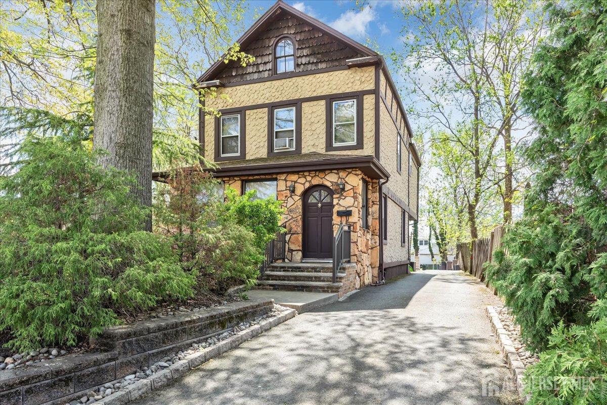 225 Freeman, Woodbridge Proper, NJ, 07095