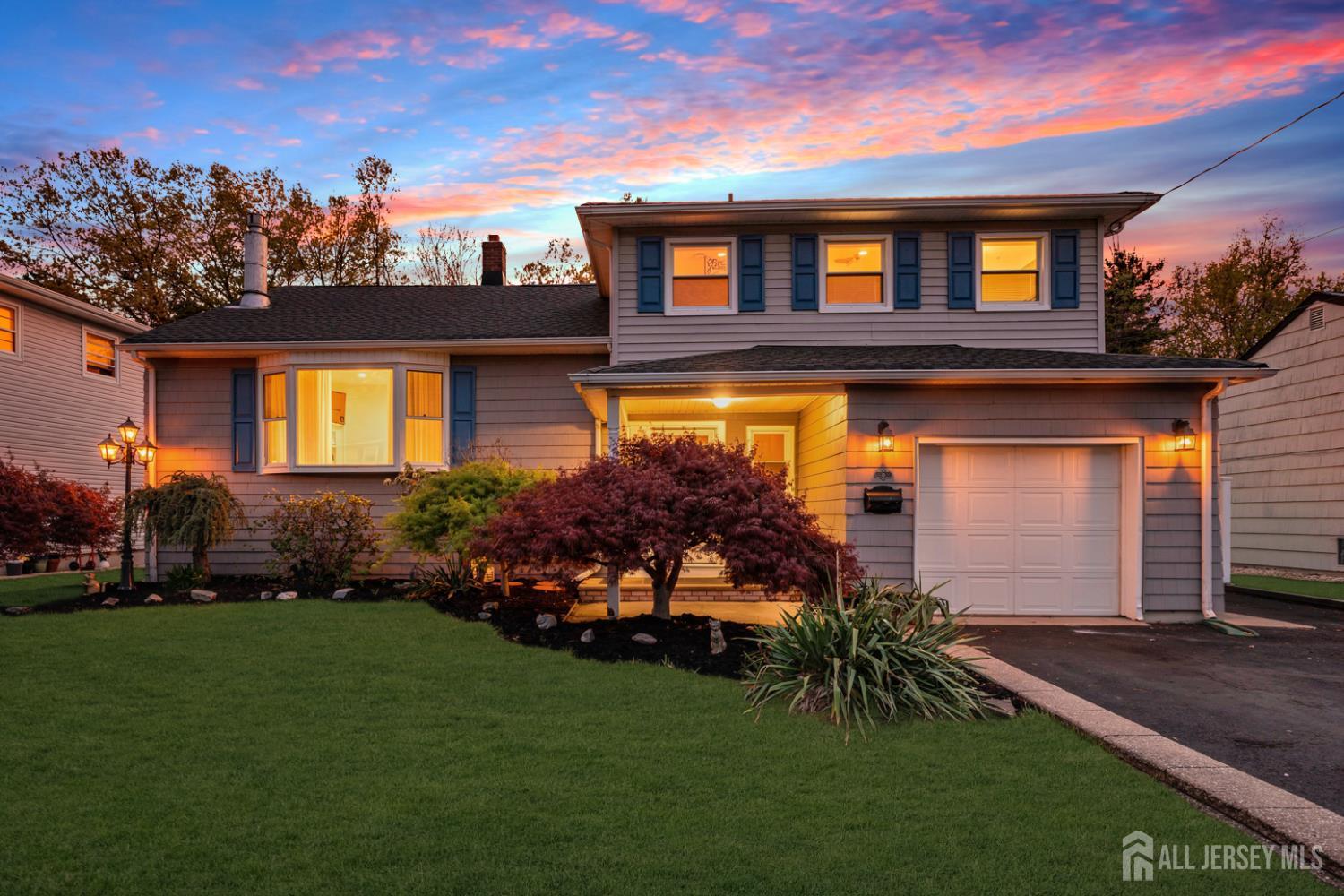 17 Hollywood, Woodbridge Proper, NJ, 07095
