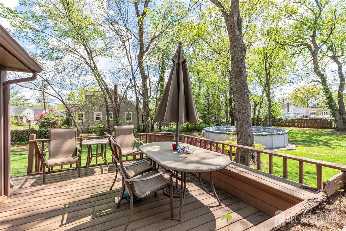 225 Freeman, Woodbridge Proper, NJ, 07095