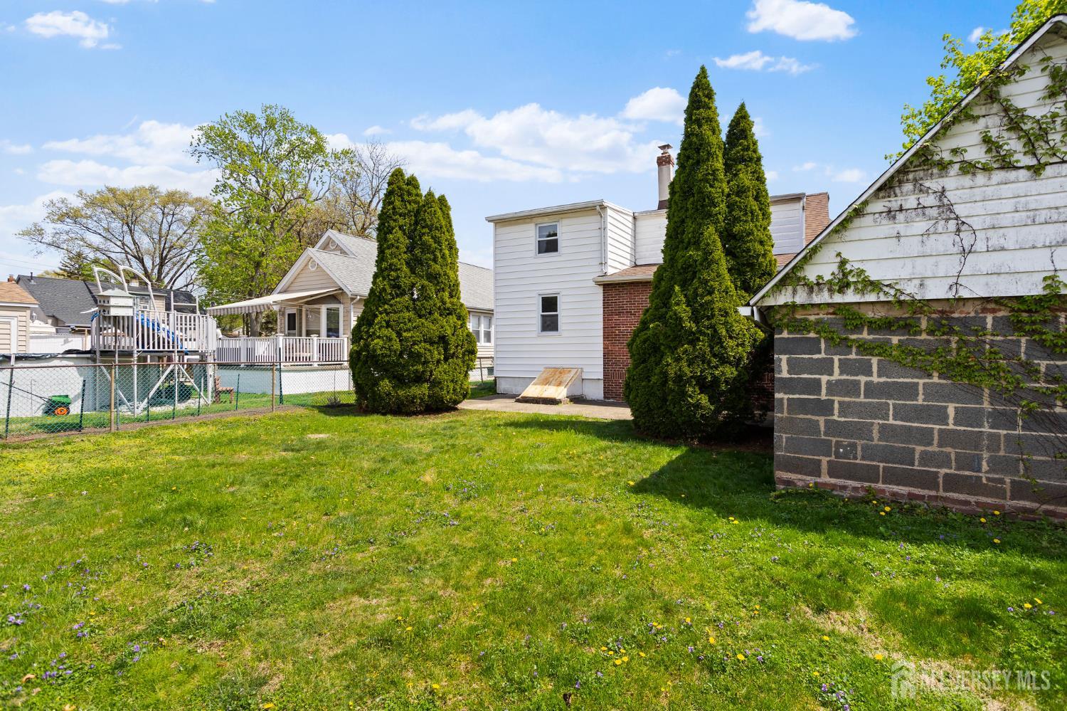 35 Melbourne, Woodbridge Proper, NJ, 07095