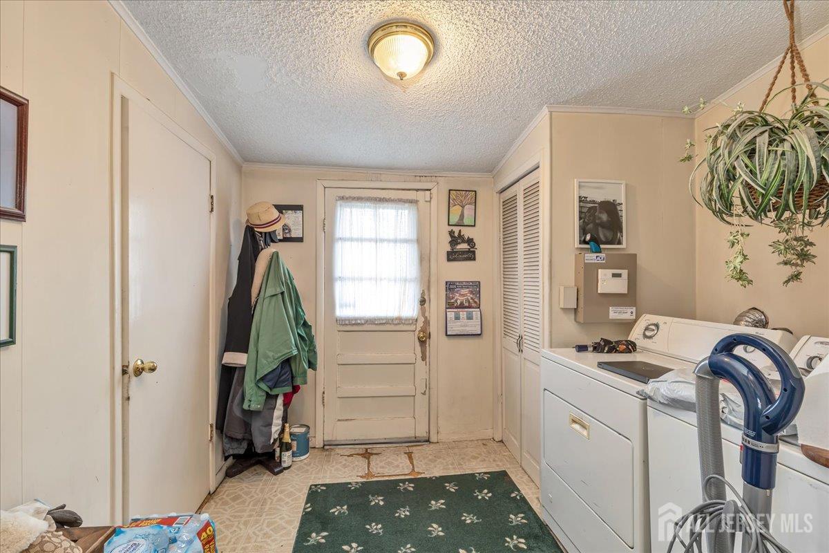 225 Freeman, Woodbridge Proper, NJ, 07095