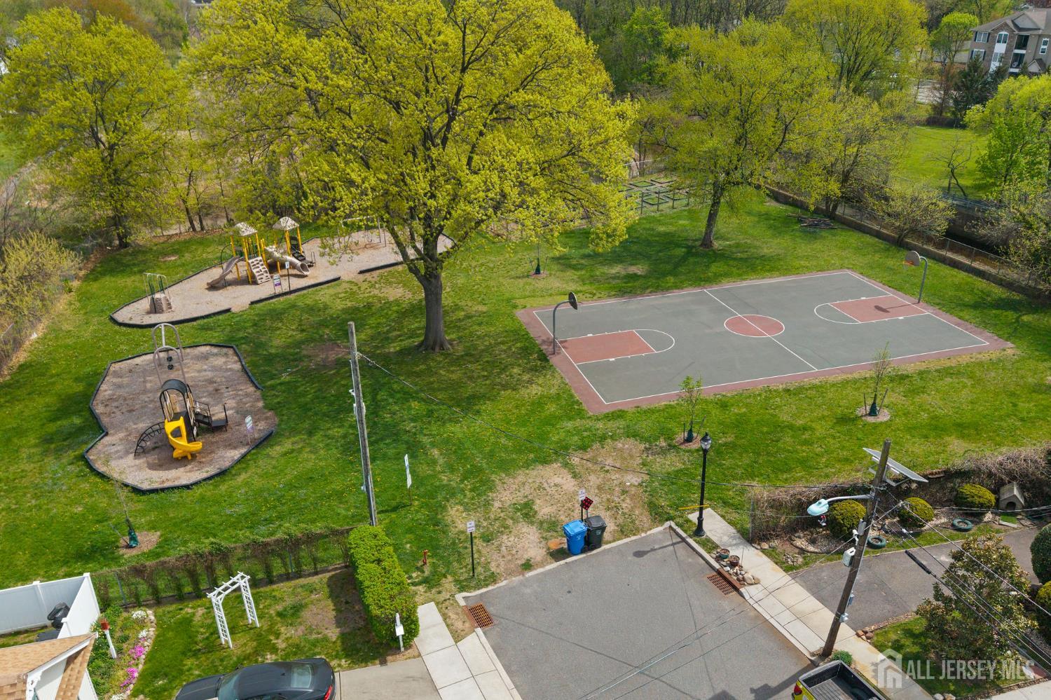 35 Melbourne, Woodbridge Proper, NJ, 07095