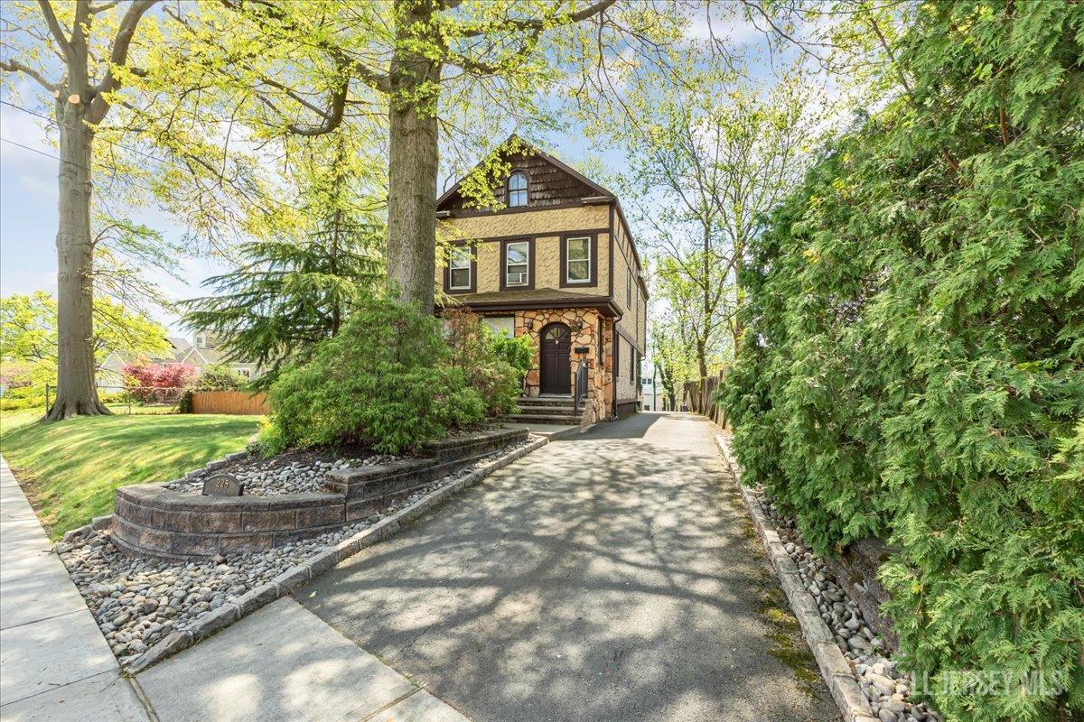 225 Freeman, Woodbridge Proper, NJ, 07095