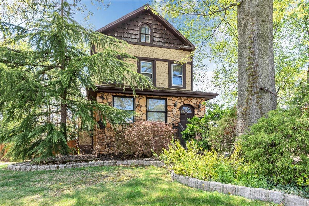 225 Freeman, Woodbridge Proper, NJ, 07095