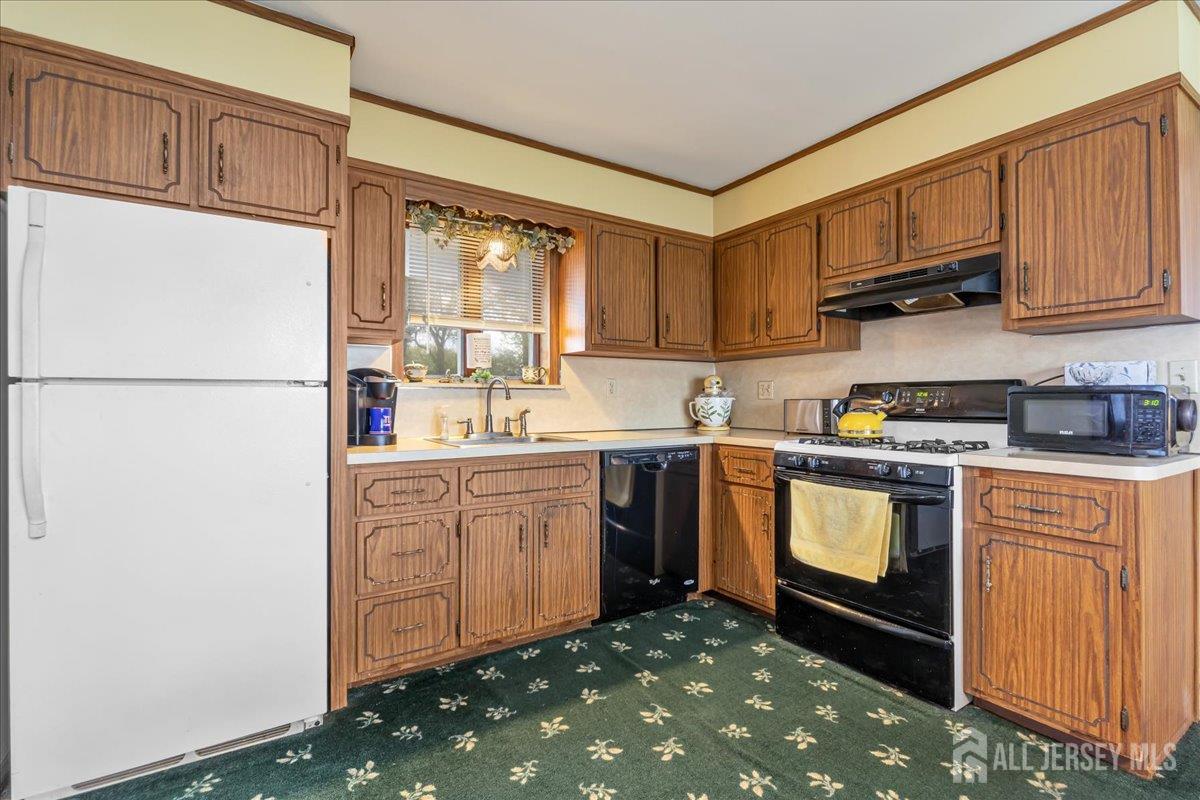 225 Freeman, Woodbridge Proper, NJ, 07095