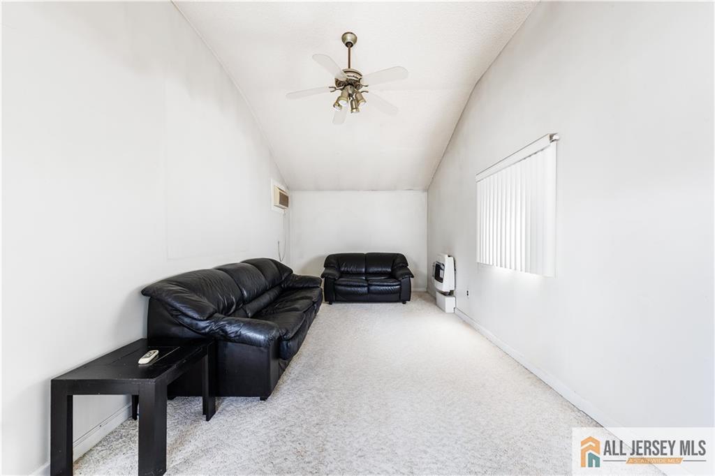 126 Villanova, Lawrence, NJ, 08648