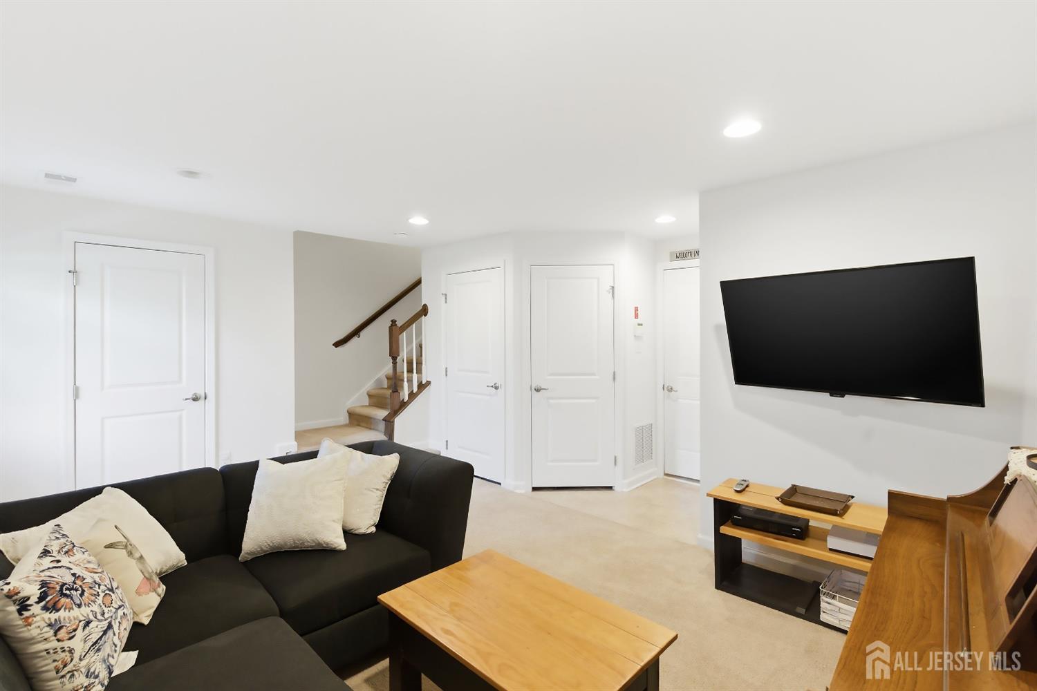 302 Bayside, South Amboy, NJ, 08879