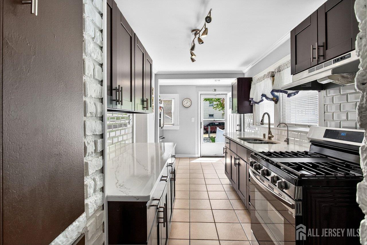 722 Livingston, North Brunswick, NJ, 08902