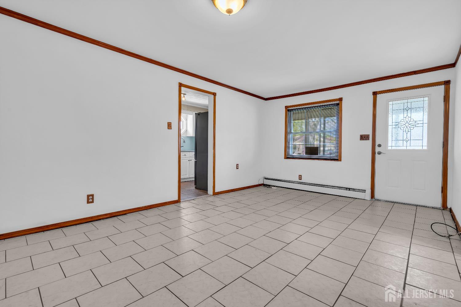 52 Walnut, Edison, NJ, 08817