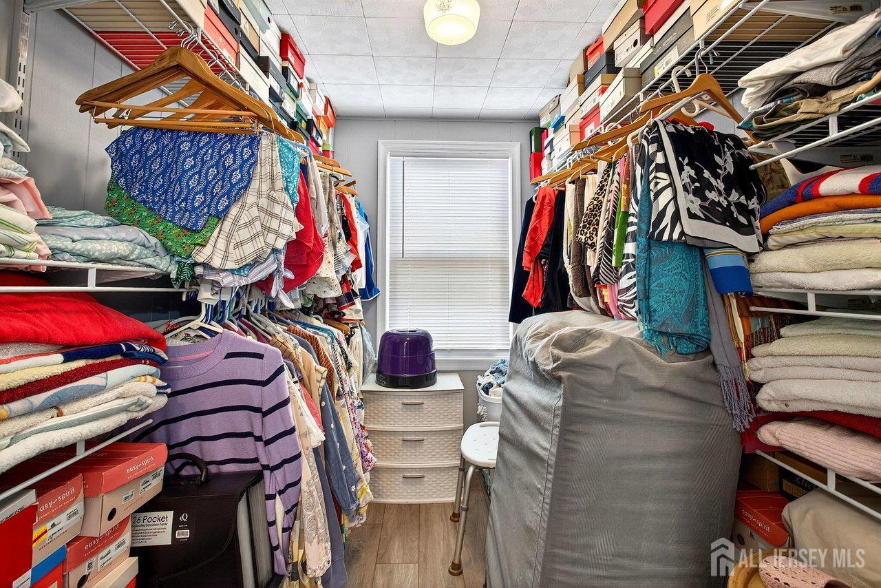 722 Livingston, North Brunswick, NJ, 08902